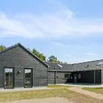 Σπίτι διακοπών Gorgeous In With Sauna Glesborg